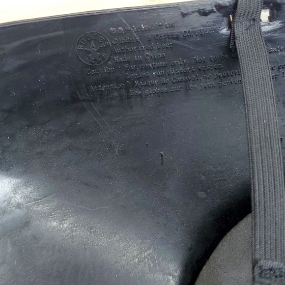 Disney Official Star Wars Darth Vader Plastic Molded Mask Halloween Costume - Picture 12 of 14